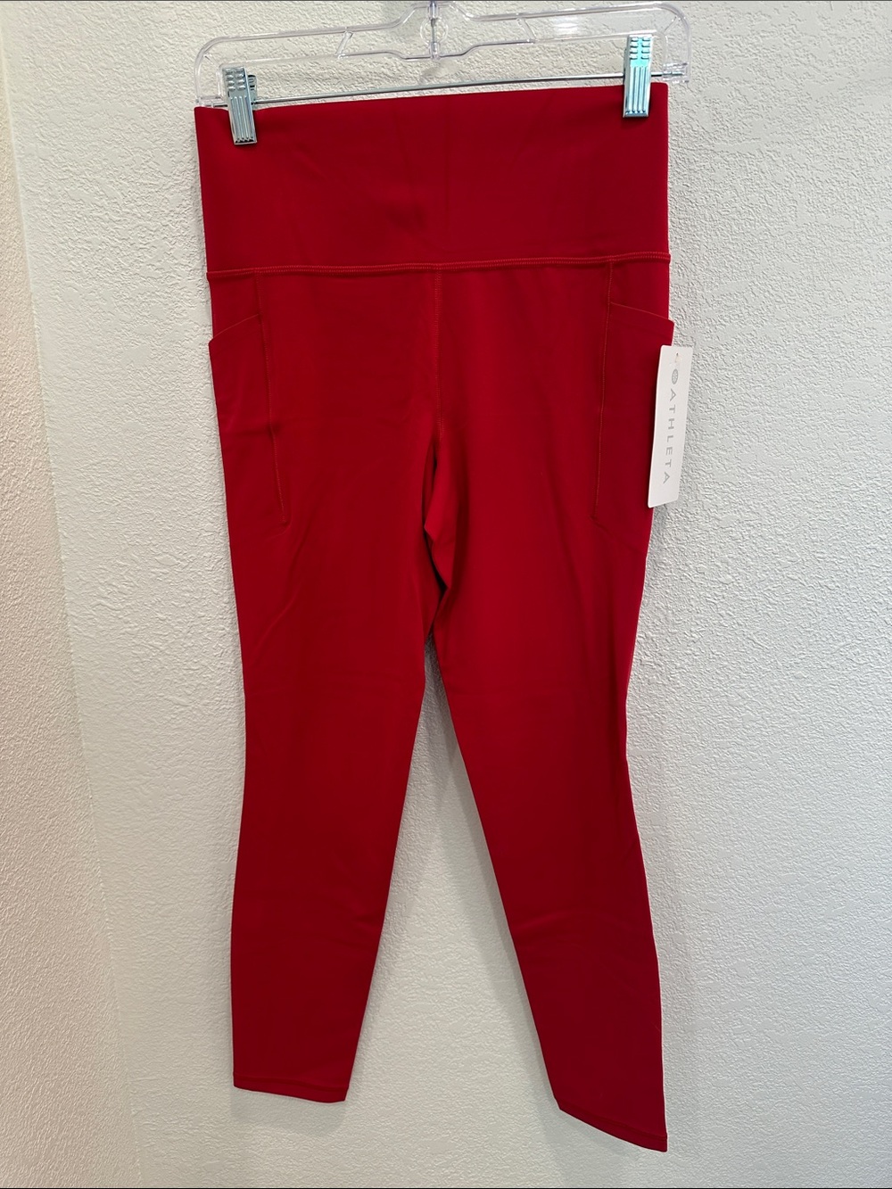Athleta Red Salutation Stash Leggings